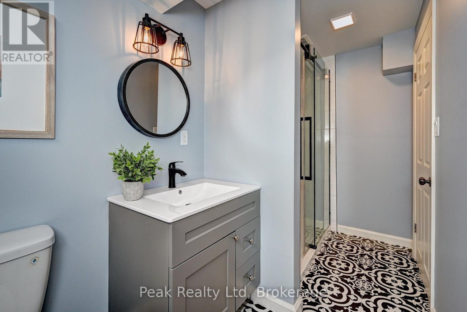 28 NOTCHWOOD COURT - Image 35