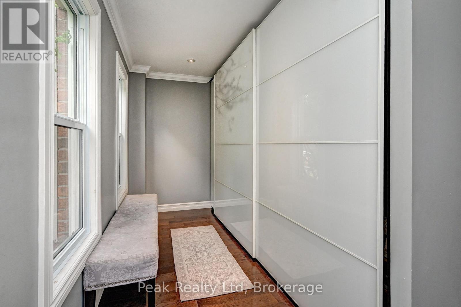 28 NOTCHWOOD COURT, Kitchener — photo 4