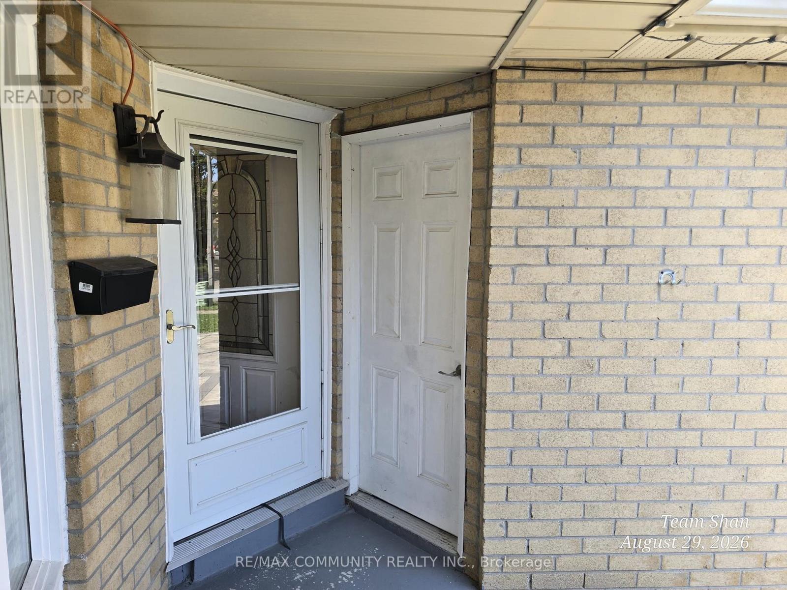 MAIN - 52 NOAKE CRESCENT, Ajax (Central) — photo 4