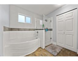 20496 67 Avenue, Langley, BC V2Y2X9 Photo 12