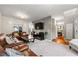20496 67 Avenue, Langley, BC V2Y2X9 Photo 8