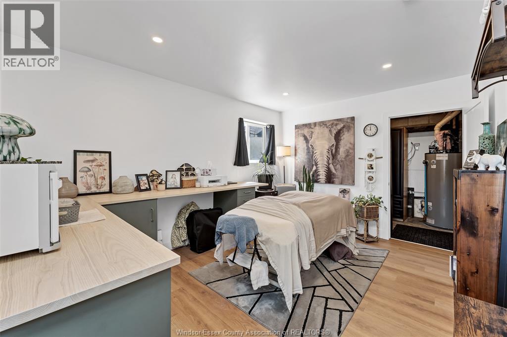 114 KING STREET West, Harrow — photo 4