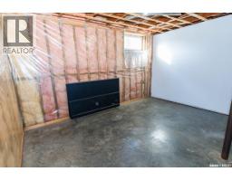 430 Columbia Avenue, Kerrobert, SK S0L1R0 Photo 47