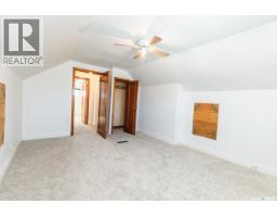 430 Columbia Avenue, Kerrobert, SK S0L1R0 Photo 33
