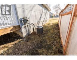 430 Columbia Avenue, Kerrobert, SK S0L1R0 Photo 59