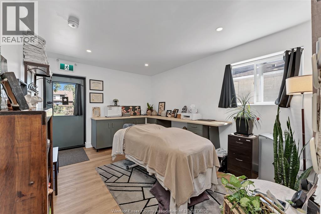 114 KING STREET West, Harrow — photo 5
