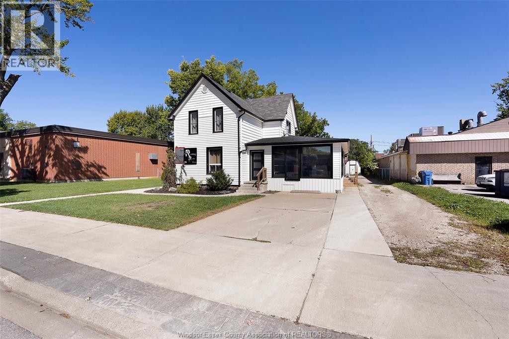 114 KING STREET West, Harrow — photo 2