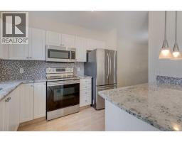 3pc Bathroom - 34 Eversyde Common Sw, Calgary, AB T2Y4Z7 Photo 7
