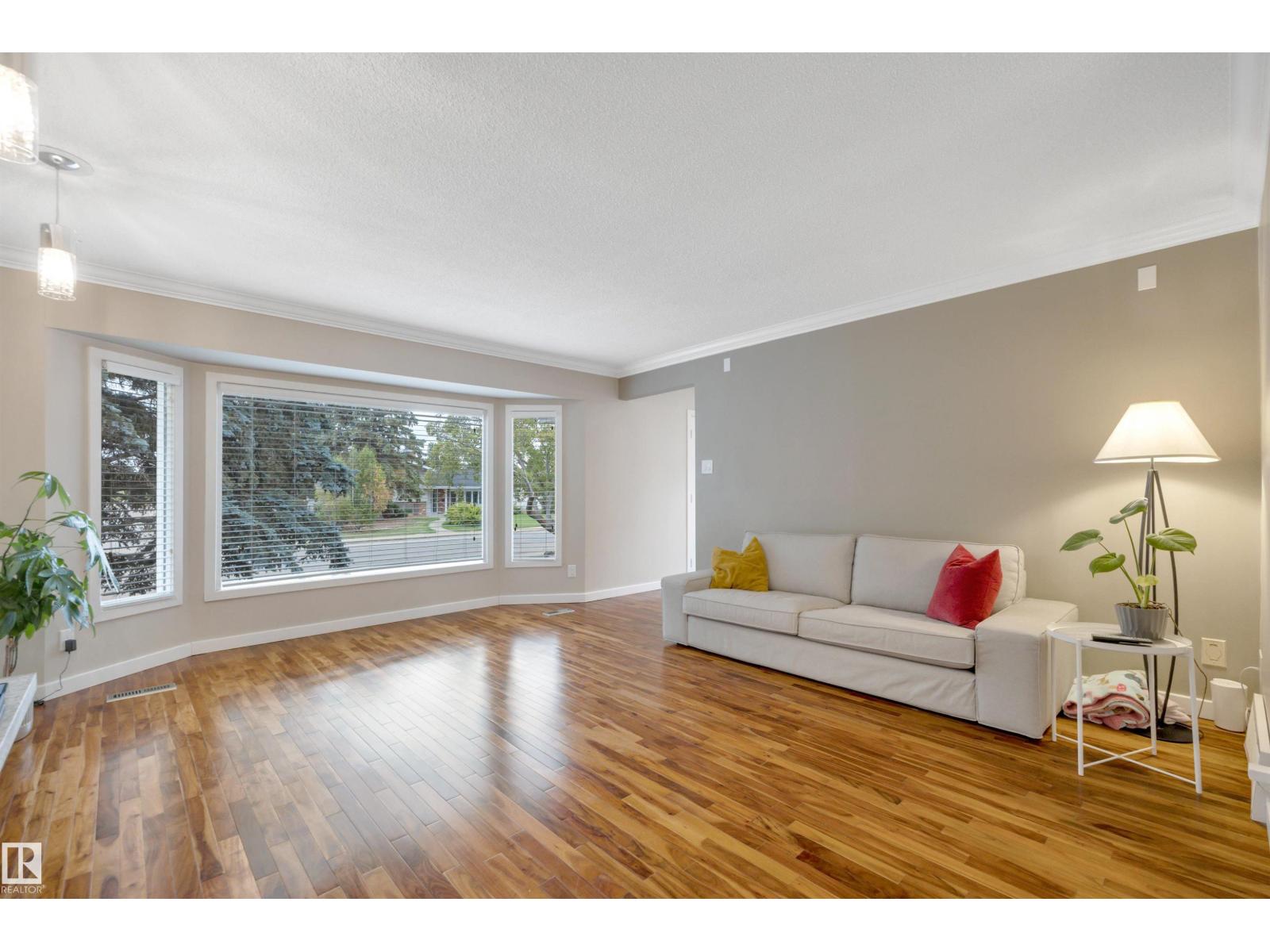 5003 143 ST NW - Image 11