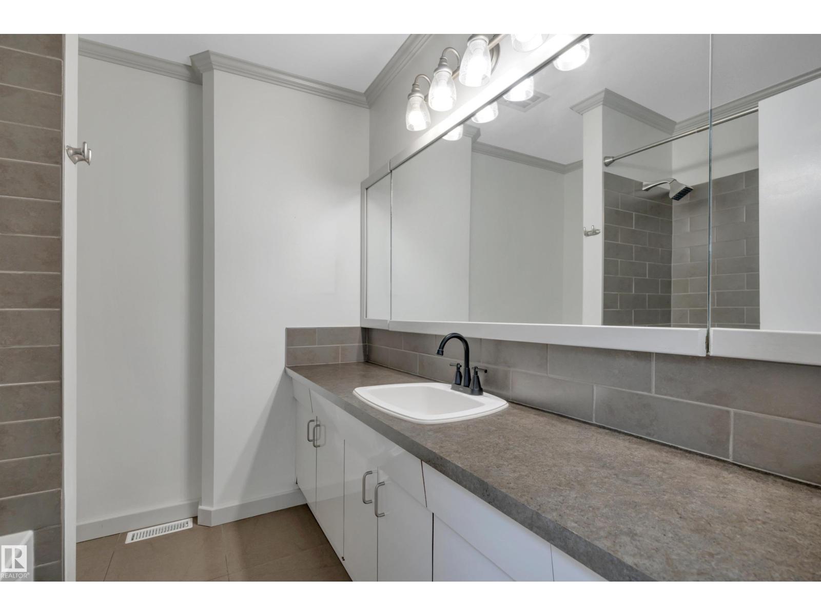 5003 143 ST NW - Image 30