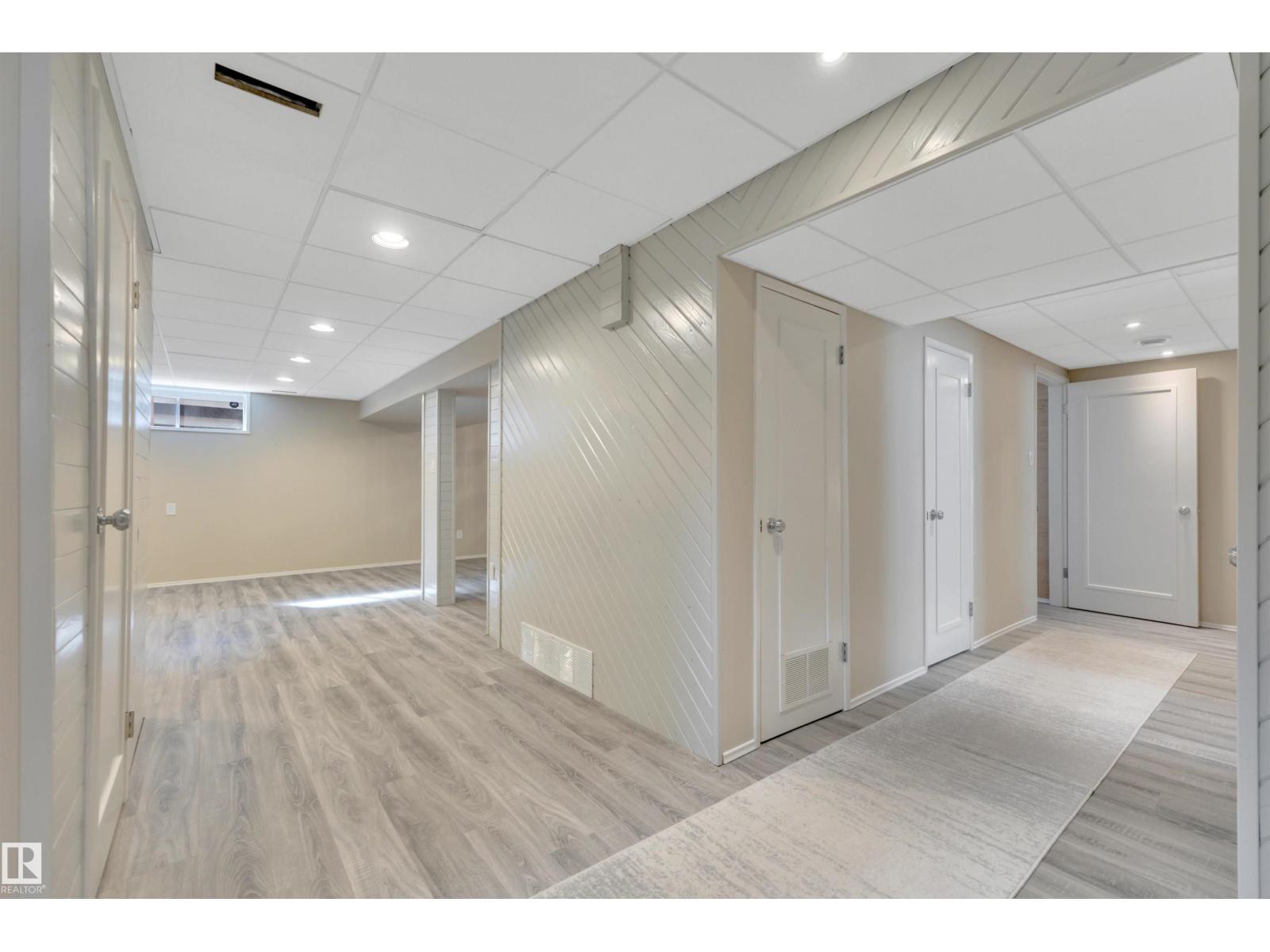 5003 143 ST NW - 37