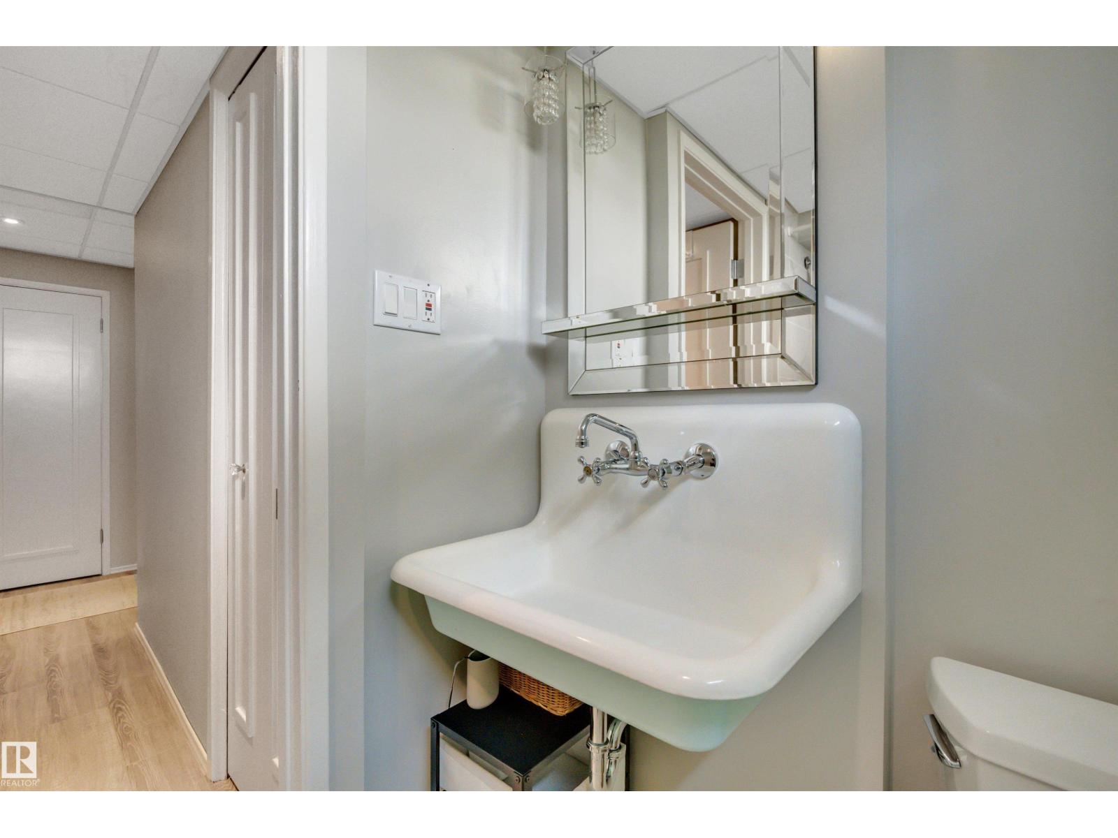 5003 143 ST NW - Image 42
