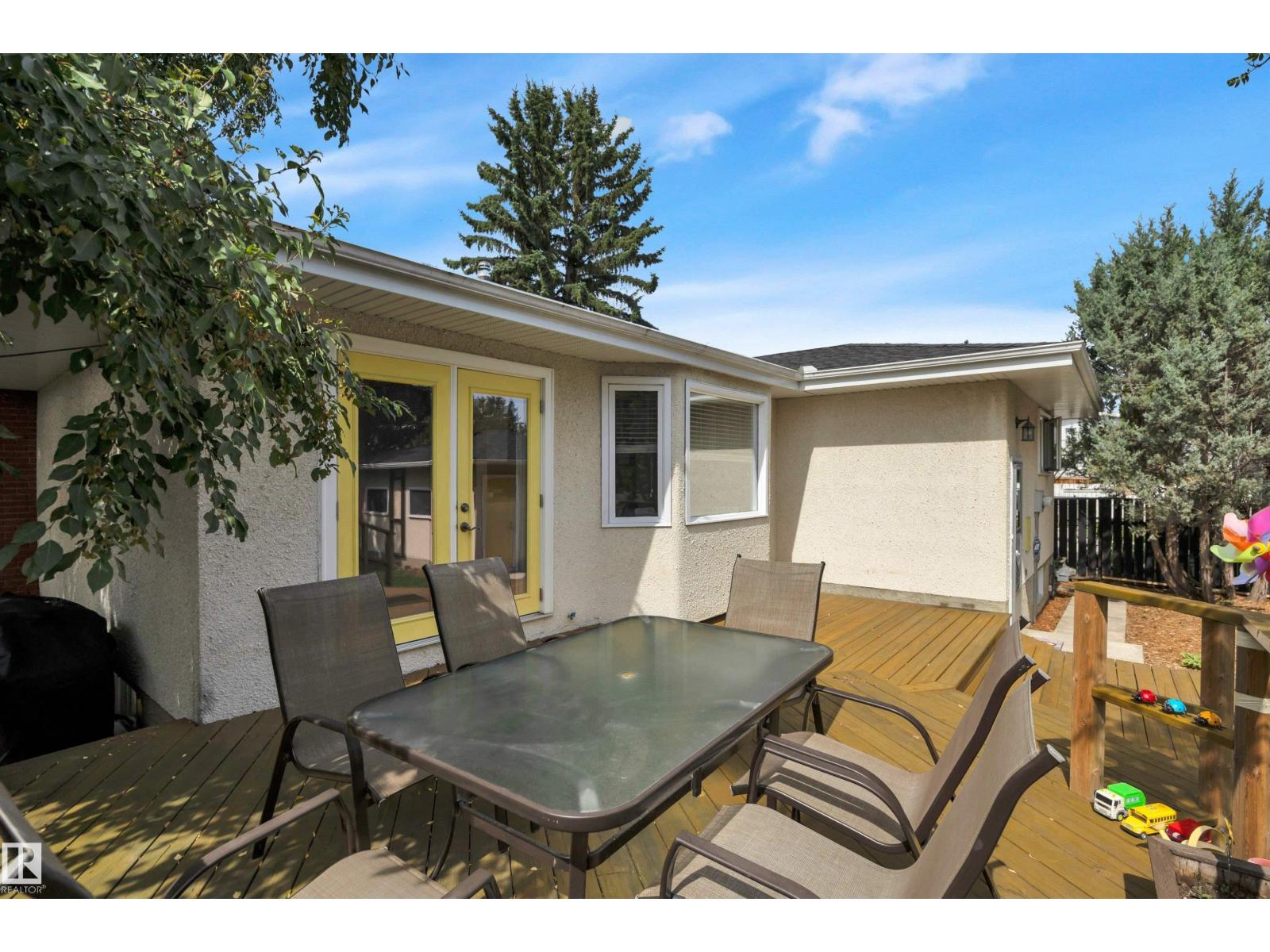 5003 143 ST NW - 54