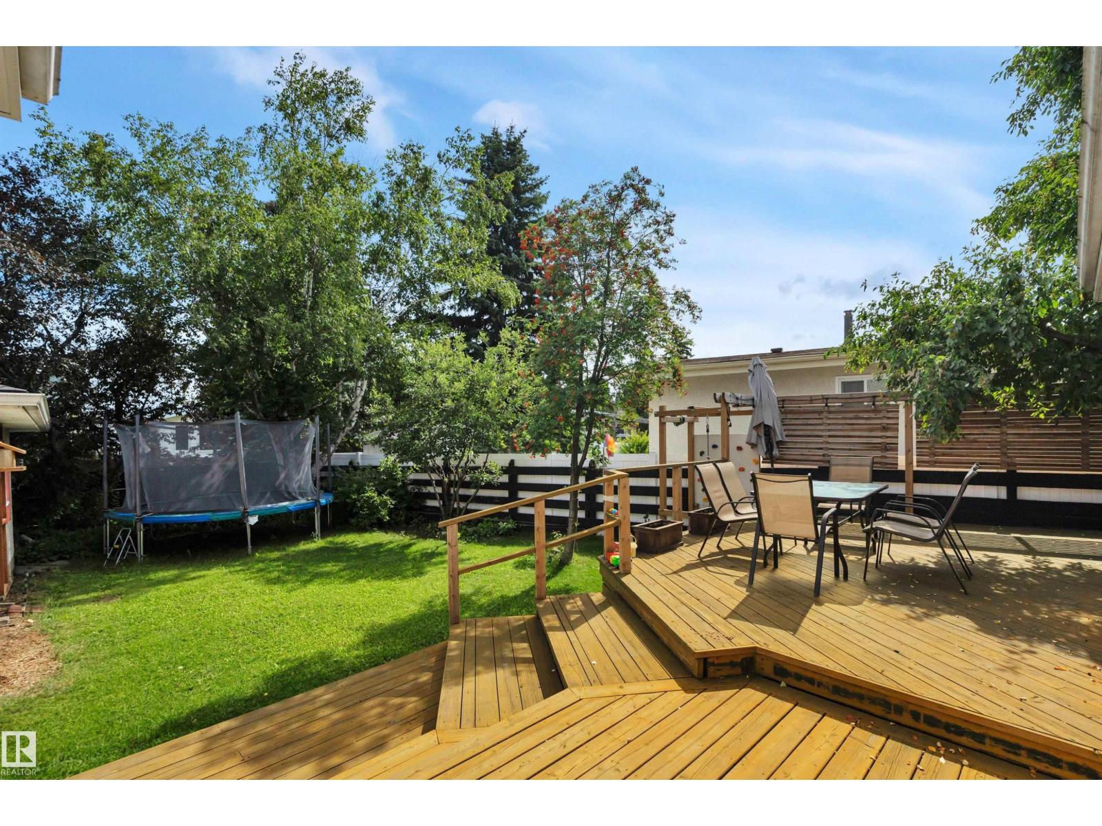 5003 143 ST NW - 57