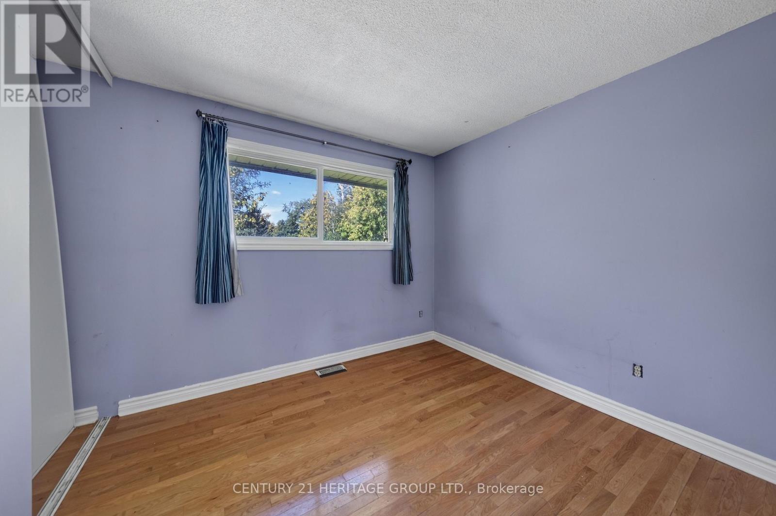 33 MINONEN ROAD - Image 17