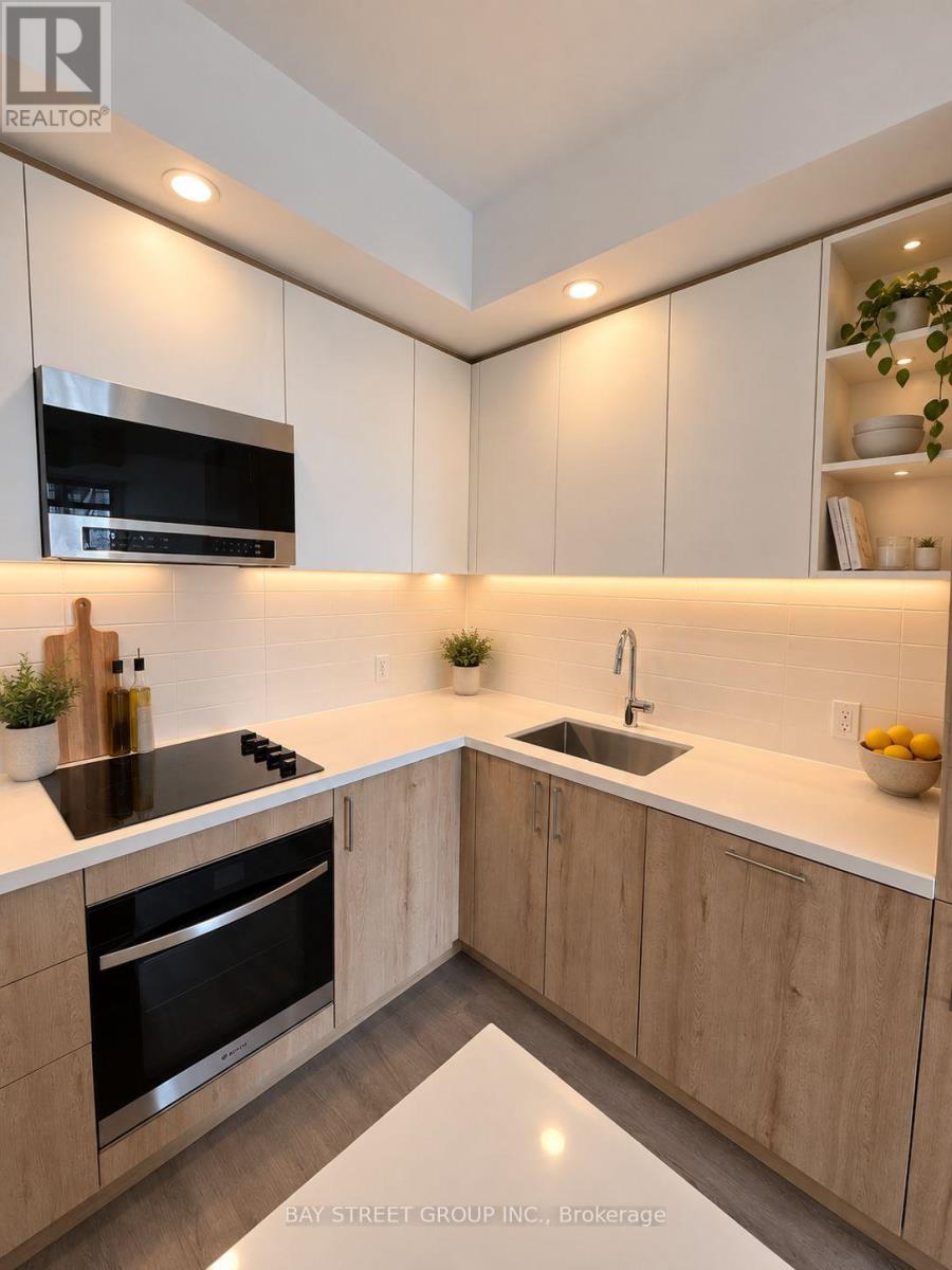 2851 HIGHWAY 7 STREET, Vaughan (Concord) — photo 4