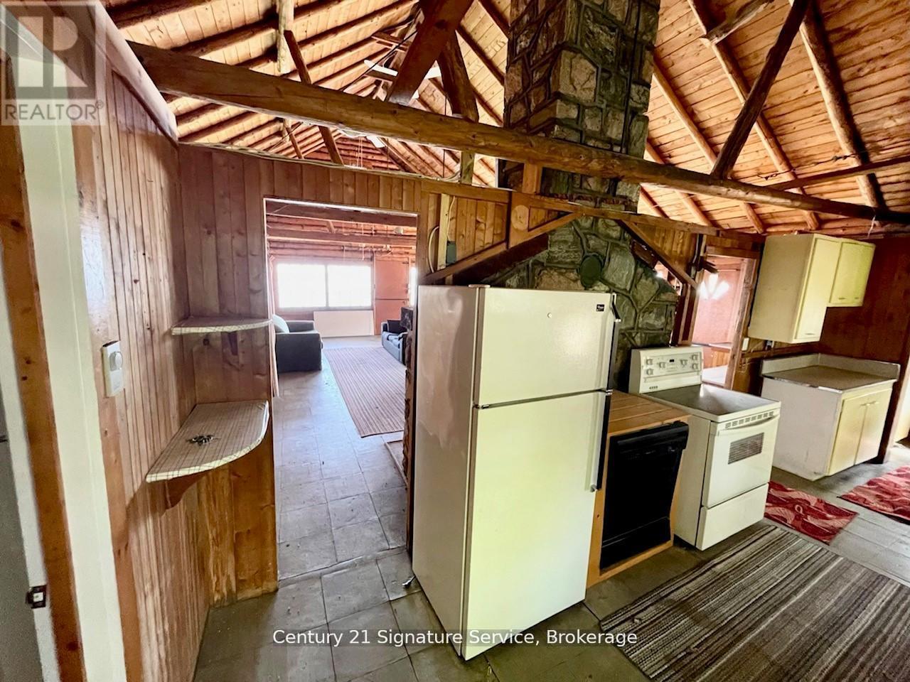 264 ROBINS POINT ROAD - 25