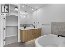 75 Predator Ridge Drive Unit# 205, Vernon, BC V1H1G4 Photo 27
