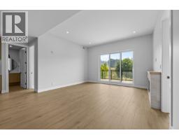 75 Predator Ridge Drive Unit# 205, Vernon, BC V1H1G4 Photo 14