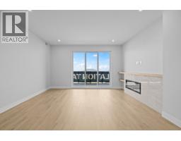 5pc Ensuite bath - 75 Predator Ridge Drive Unit# 301, Vernon, BC V1H1G4 Photo 10