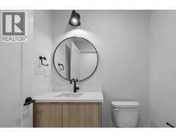 75 Predator Ridge Drive Unit# 301, Vernon, BC V1H1G4 Photo 37
