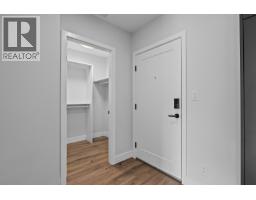 5pc Ensuite bath - 75 Predator Ridge Drive Unit# 307, Vernon, BC V1H1G4 Photo 9