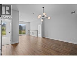 75 Predator Ridge Drive Unit# 307, Vernon, BC V1H1G4 Photo 11