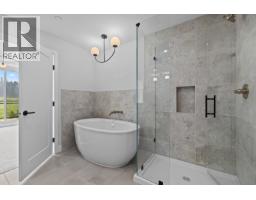 75 Predator Ridge Drive Unit# 307, Vernon, BC V1H1G4 Photo 29