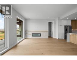 Dining room - 75 Predator Ridge Drive Unit# 502, Vernon, BC V1H1G4 Photo 6