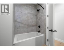 75 Predator Ridge Drive Unit# 502, Vernon, BC V1H1G4 Photo 37