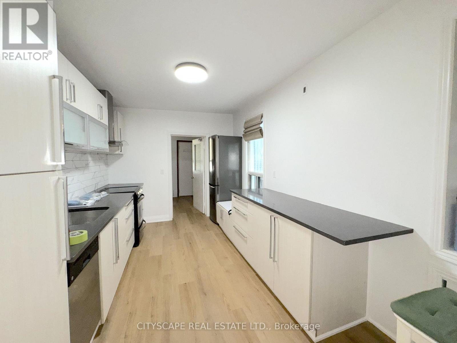 195 ISLINGTON AVENUE - Image 15