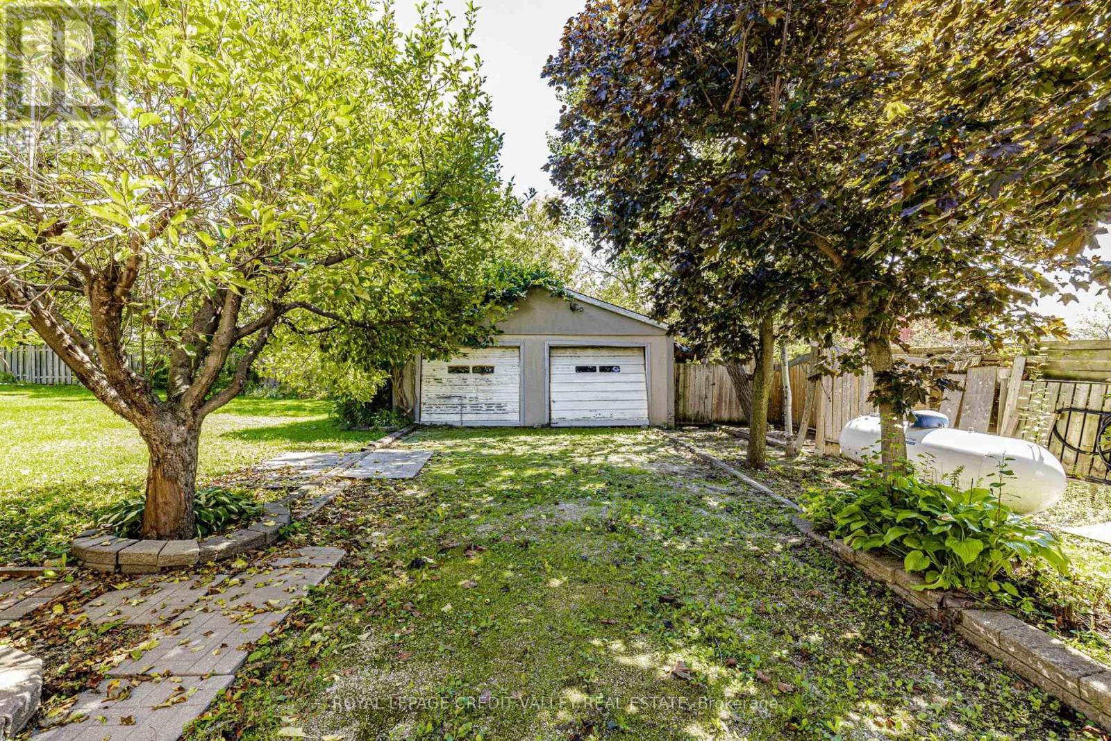 5945 KING STREET - 29