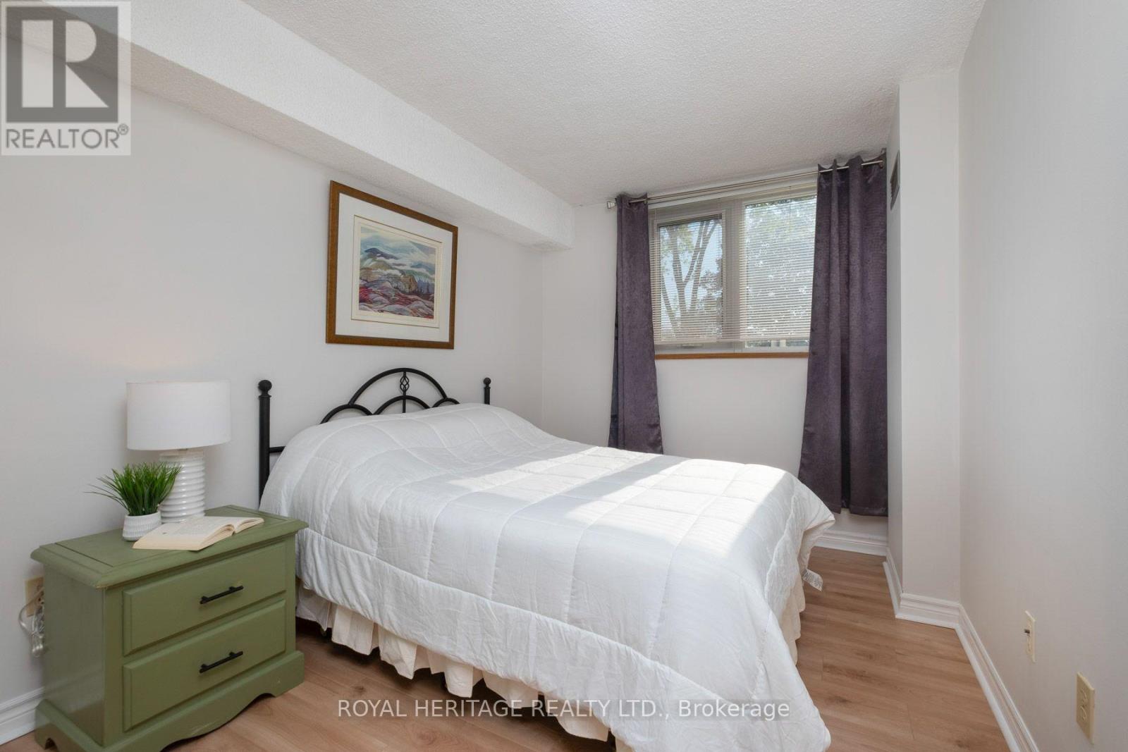 #104 260 SCARLETT ROAD - 19