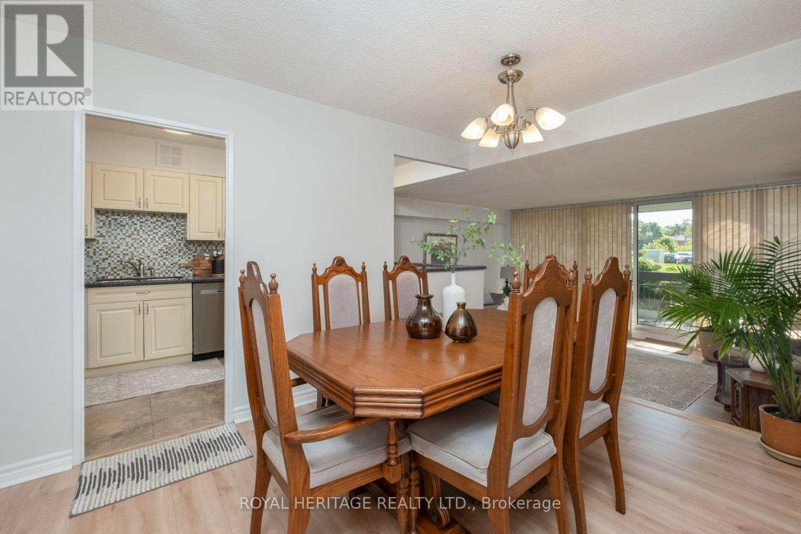 #104 260 SCARLETT ROAD - 8
