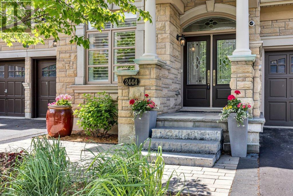 2444 CHATEAU COMMON - 2