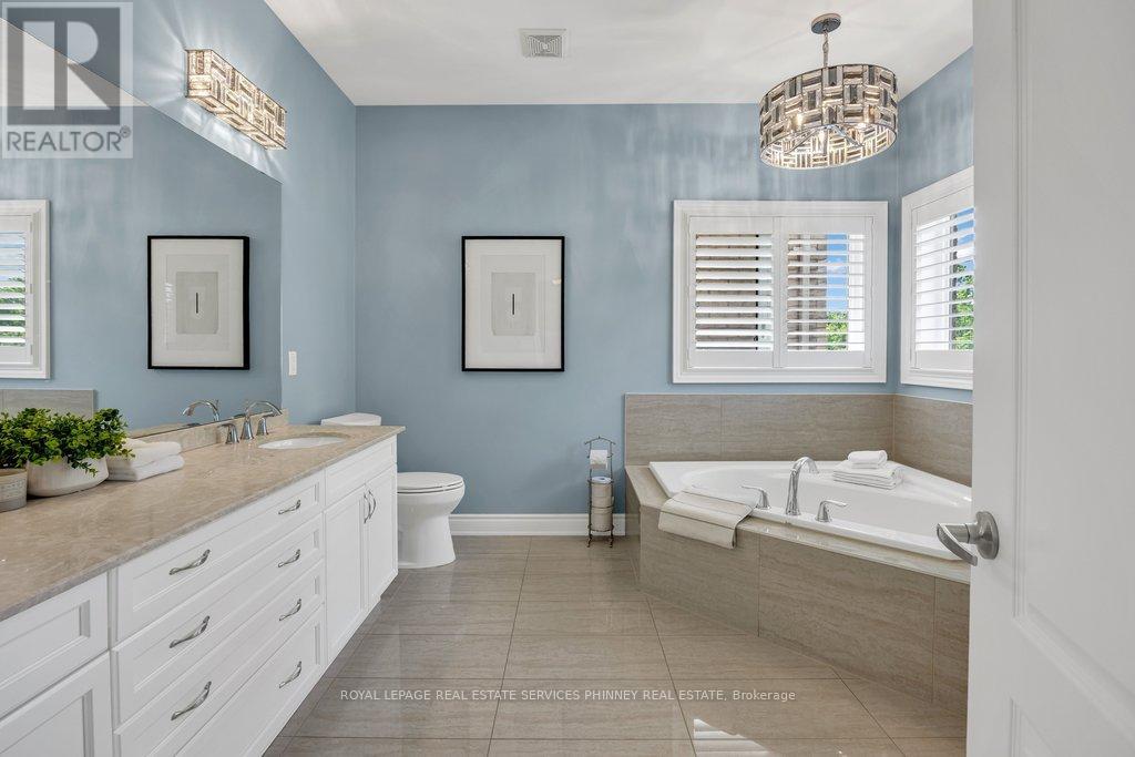 2444 CHATEAU COMMON - Image 22