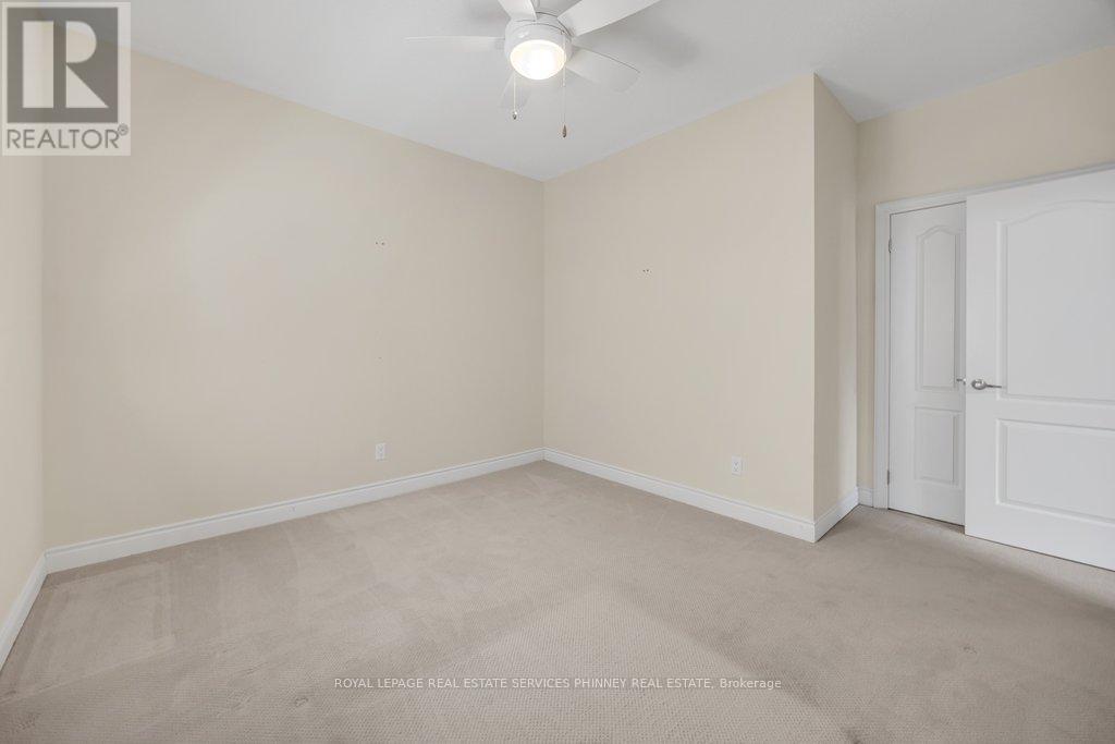 2444 CHATEAU COMMON - Image 25