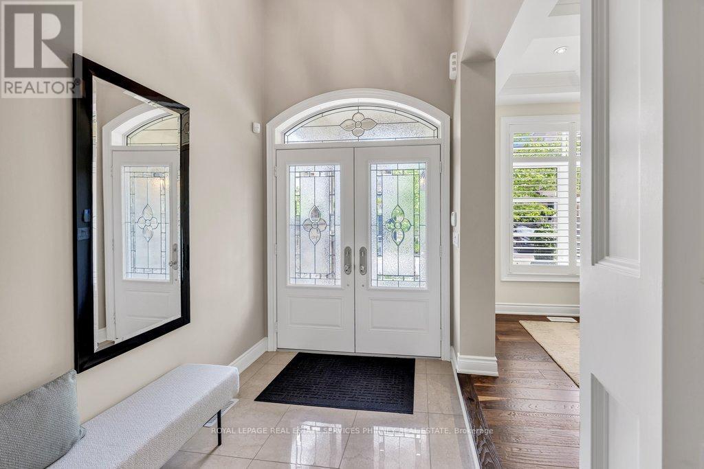 2444 CHATEAU COMMON - Image 3