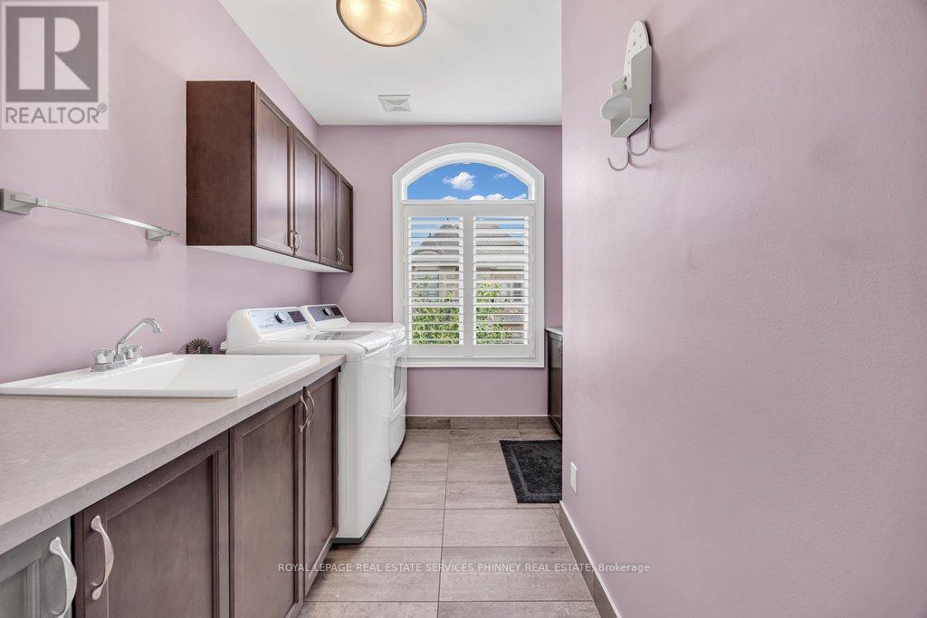 2444 CHATEAU COMMON - Image 30