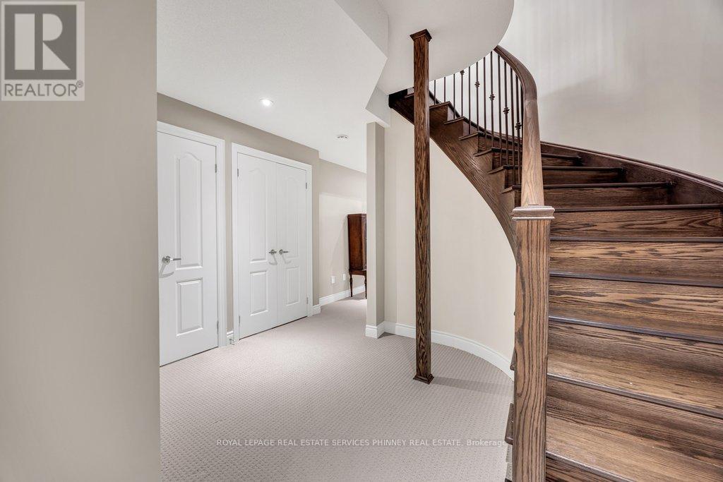 2444 CHATEAU COMMON - Image 31
