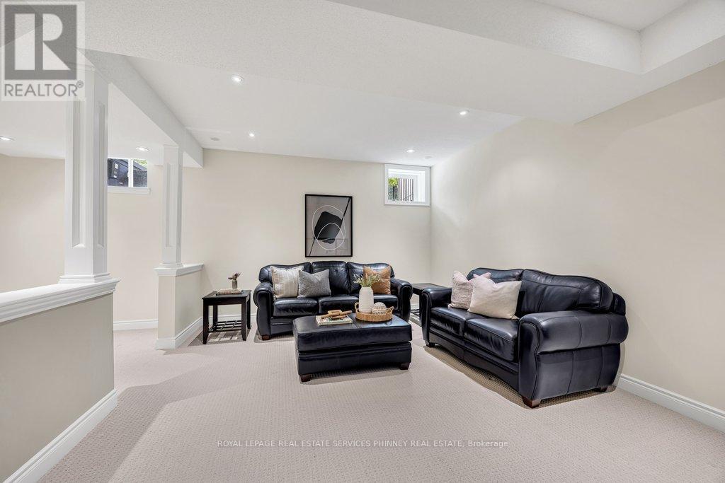 2444 CHATEAU COMMON - Image 34