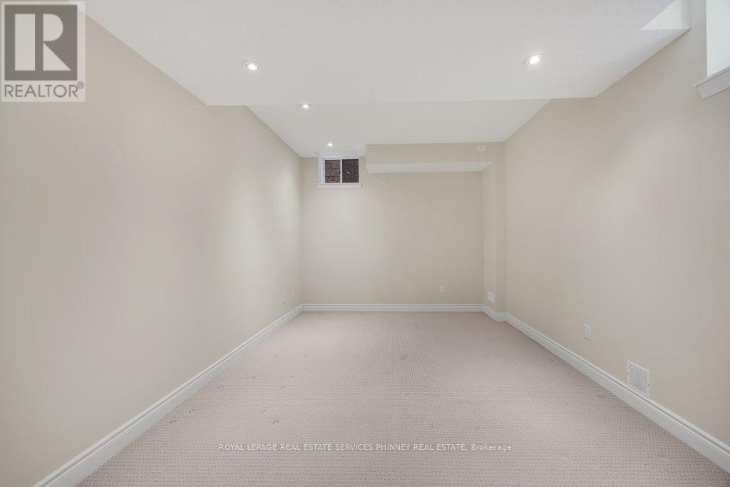 2444 CHATEAU COMMON - Image 36