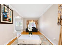 Dining room - 12 Mountain Gorge Road, Brampton, ON L6R2X6 Photo 8