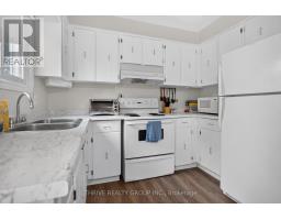 Bathroom - 1762 Aldersbrook Road, London North, ON N6G3E4 Photo 8