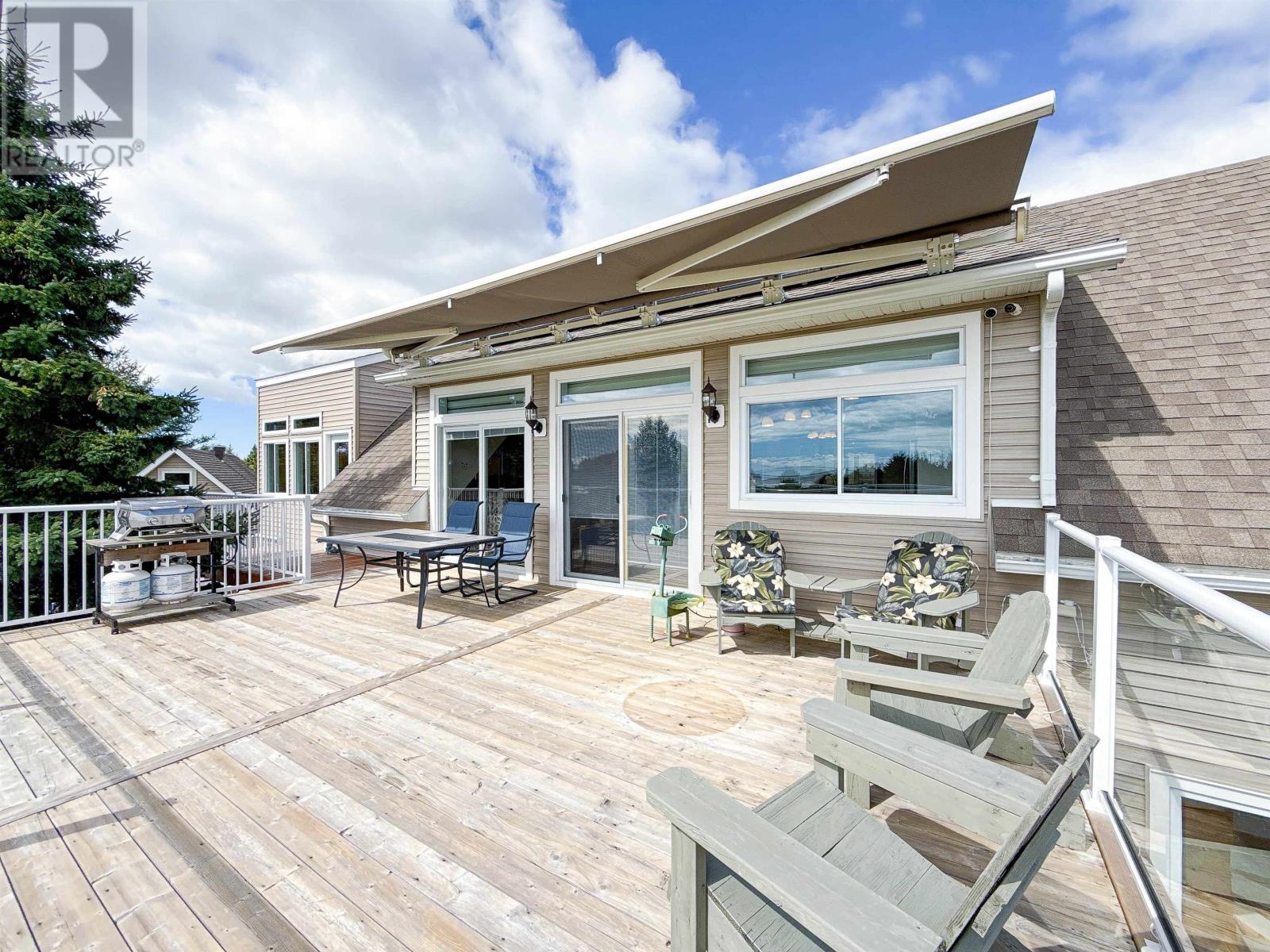 11348 Shore Road, Little Sands — photo 9
