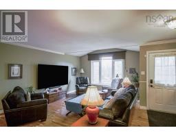 4pc Bathroom - 688 East Uniacke Road, Mount Uniacke, NS B0N1Z0 Photo 10