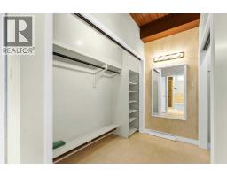 303 10 Street Sw, Medicine Hat, AB T1A4R3 Photo 32