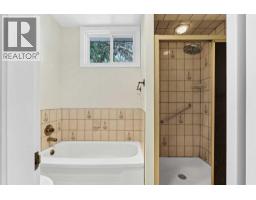 303 10 Street Sw, Medicine Hat, AB T1A4R3 Photo 33