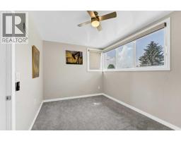 303 10 Street Sw, Medicine Hat, AB T1A4R3 Photo 35
