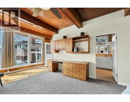 303 10 Street Sw, Medicine Hat, AB T1A4R3 Photo 30